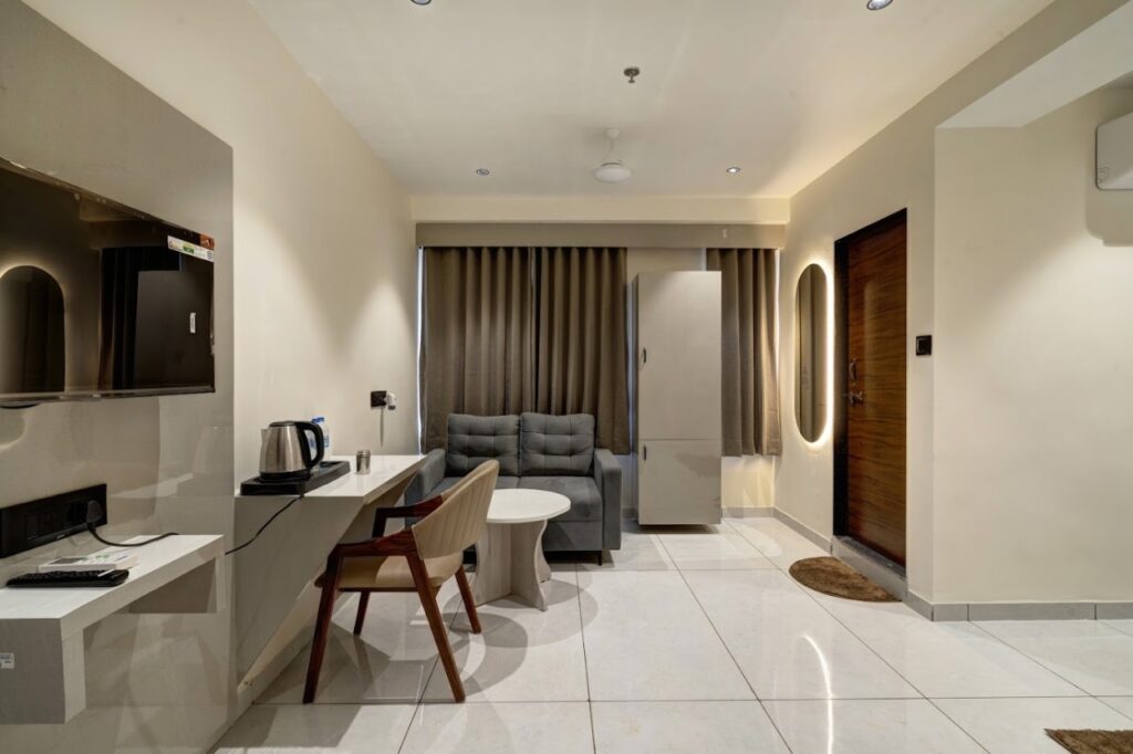 Hotel Shrimad Villa — interior 6